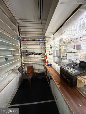3334 H ST, Philadelphia, PA 19134