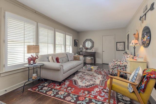 4910 COLE RD, Memphis, TN 38117