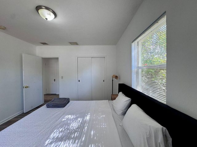 415 6th Avenue N 417, Lake Worth Beach, FL 33460