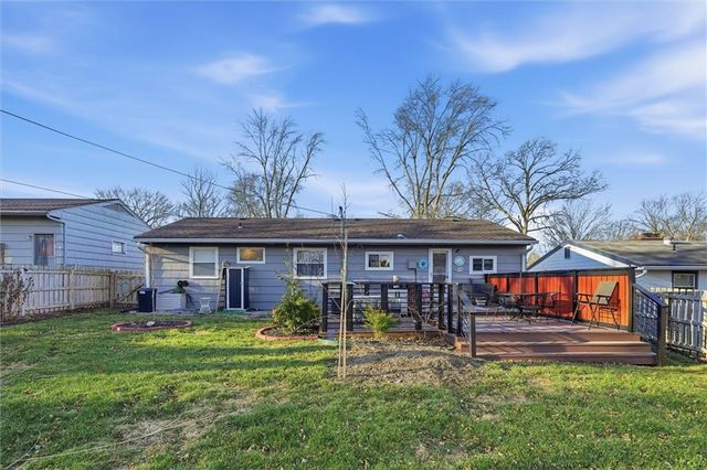 7131 Robinson Street, Overland Park, KS 66204