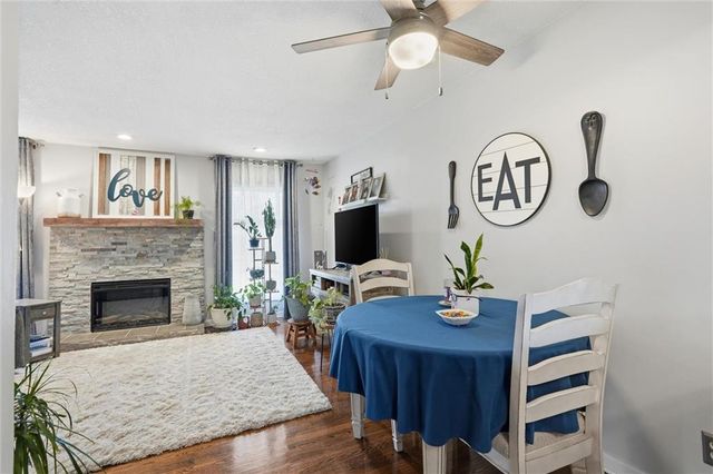 7131 Robinson Street, Overland Park, KS 66204