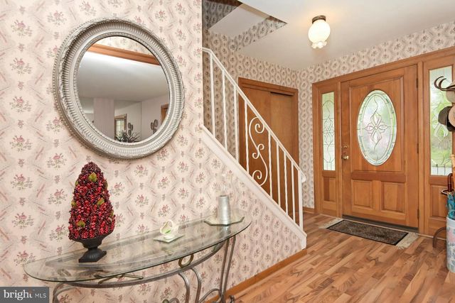 15 LANNIGAN DR, Lawrence Township, NJ 08648