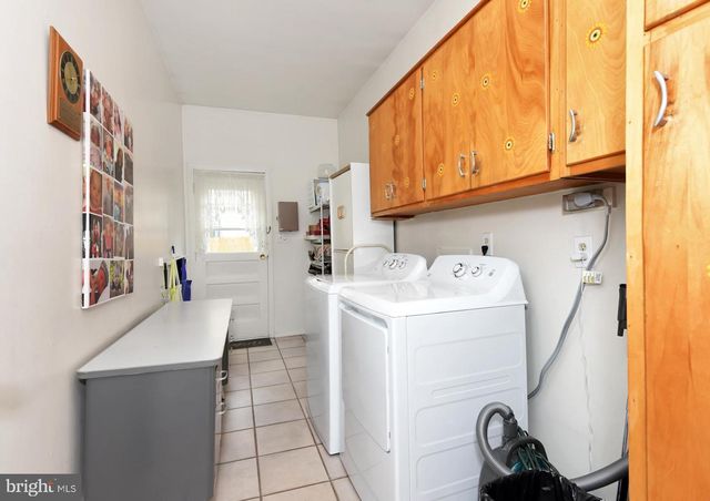 15 LANNIGAN DR, Lawrence Township, NJ 08648