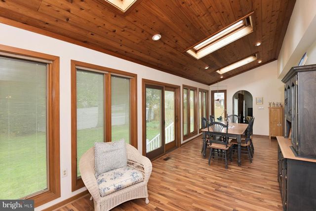 15 LANNIGAN DR, Lawrence Township, NJ 08648