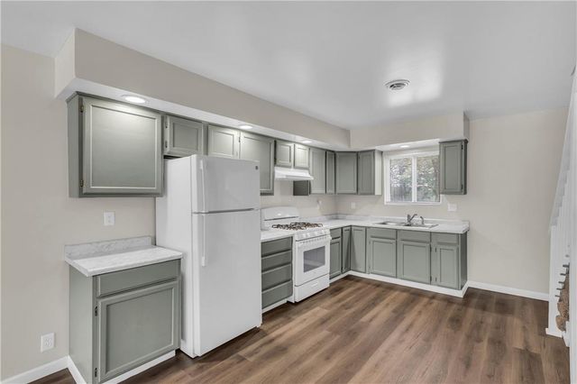 34 Agnes Lane, Lacygne, KS 66040