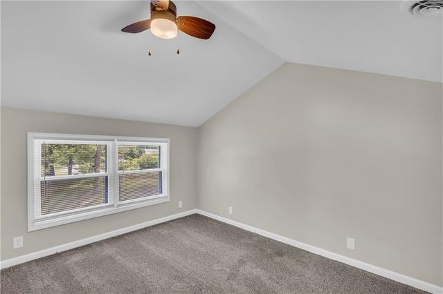 34 Agnes Lane, Lacygne, KS 66040