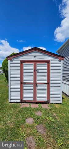110 ROUNDUP RD, Middle River, MD 21220