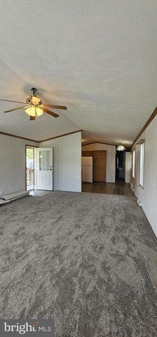 110 ROUNDUP RD, Middle River, MD 21220