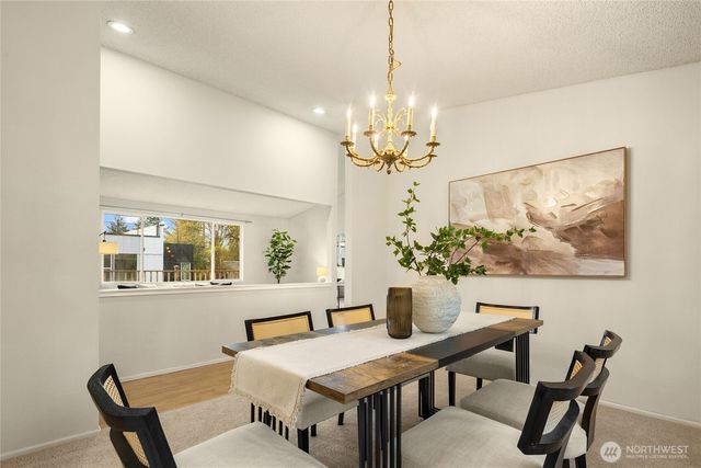 12511 37th Avenue NE, Seattle, WA 98125