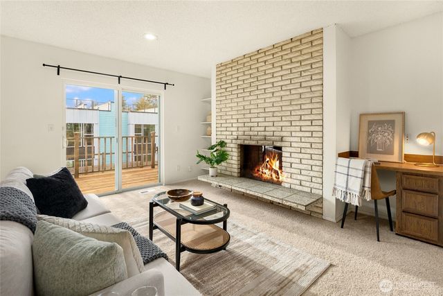 12511 37th Avenue NE, Seattle, WA 98125