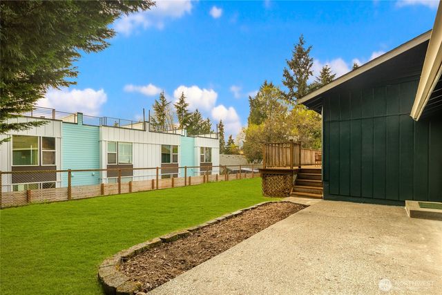 12511 37th Avenue NE, Seattle, WA 98125