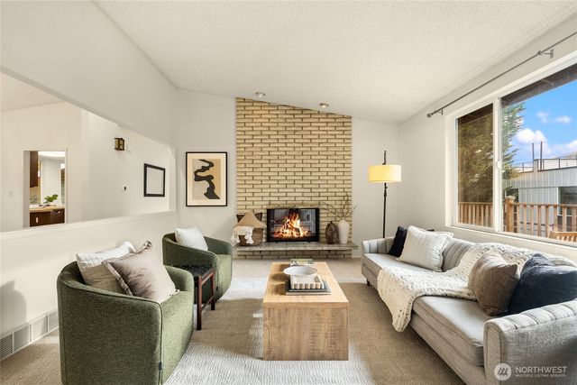 12511 37th Avenue NE, Seattle, WA 98125
