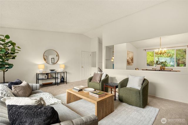 12511 37th Avenue NE, Seattle, WA 98125