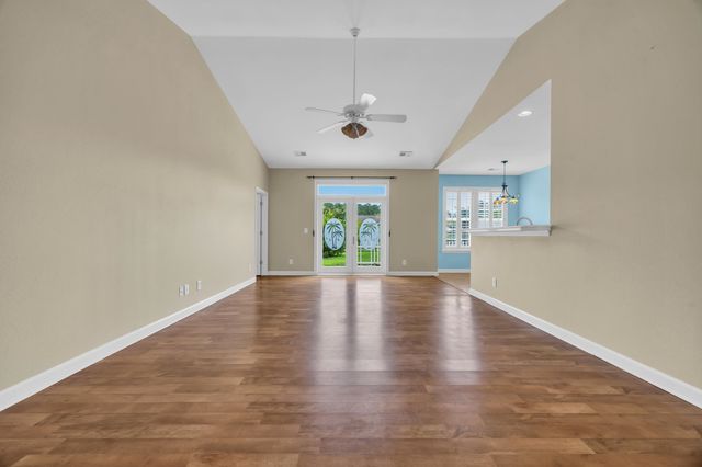 101 Zinnia Dr., Myrtle Beach, SC 29579