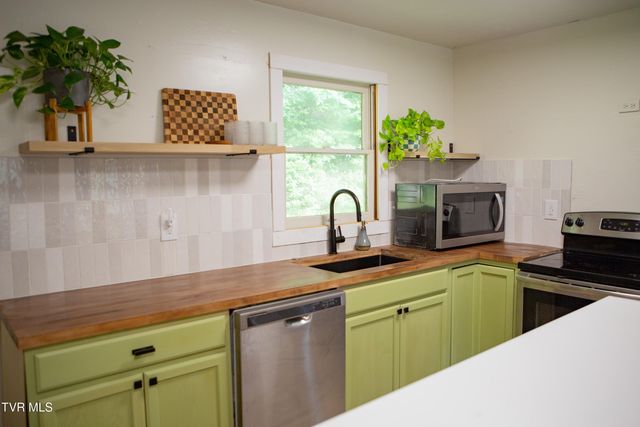 540 Whaley Town Road, Butler, TN 37640