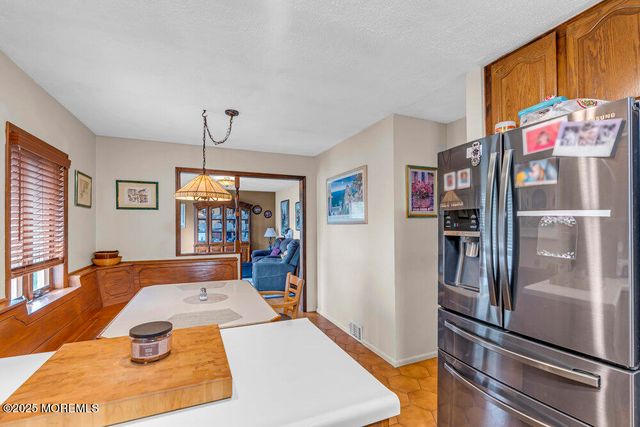351 Meadowbrook Avenue, Eatontown, NJ 07724