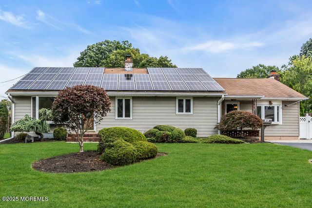 351 Meadowbrook Avenue, Eatontown, NJ 07724