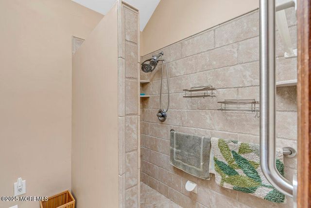 351 Meadowbrook Avenue, Eatontown, NJ 07724