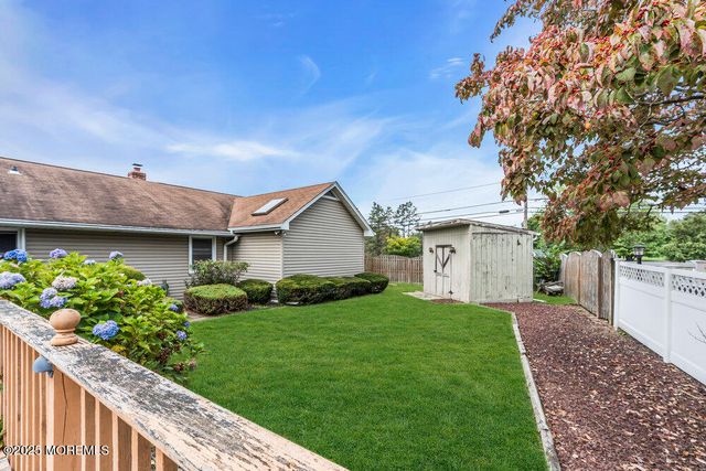 351 Meadowbrook Avenue, Eatontown, NJ 07724