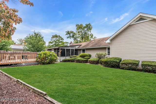 351 Meadowbrook Avenue, Eatontown, NJ 07724