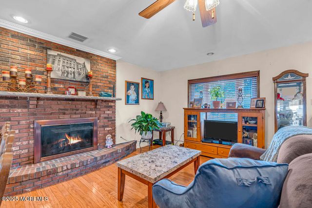 351 Meadowbrook Avenue, Eatontown, NJ 07724