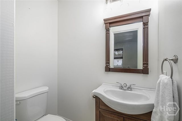 2220 E 38th Street, Savannah, GA 31404