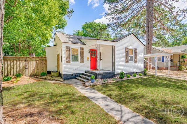 2220 E 38th Street, Savannah, GA 31404