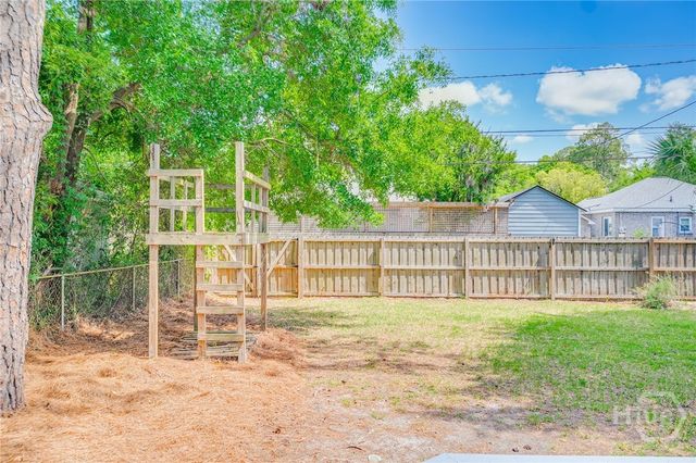 2220 E 38th Street, Savannah, GA 31404