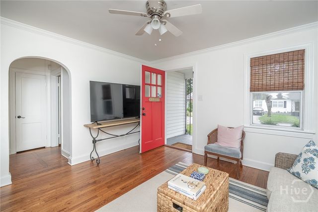 2220 E 38th Street, Savannah, GA 31404