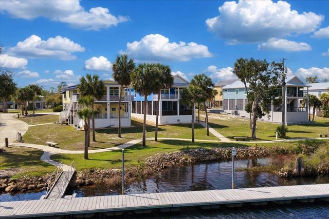 1226 NE Rivers Bend Way, Steinhatchee, FL 32359