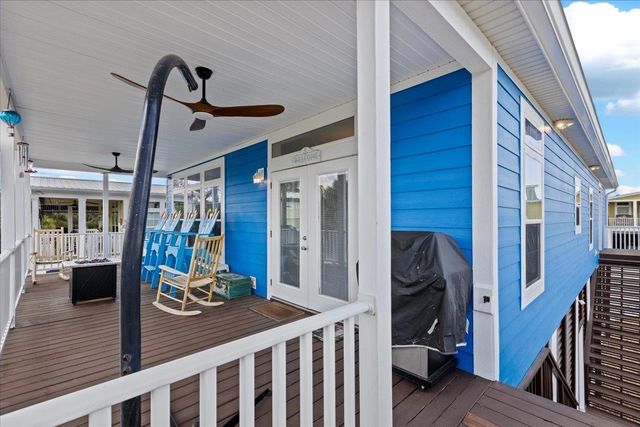 1226 NE Rivers Bend Way, Steinhatchee, FL 32359