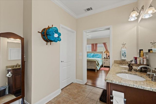 1226 NE Rivers Bend Way, Steinhatchee, FL 32359