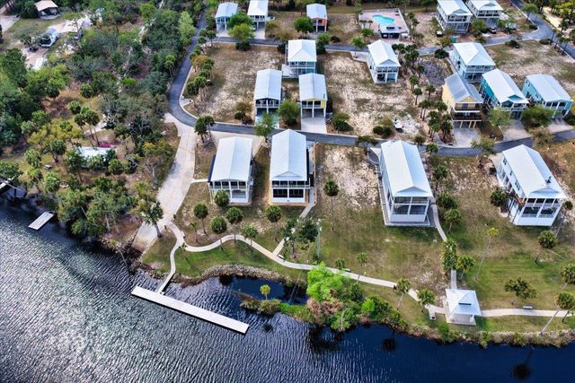 1226 NE Rivers Bend Way, Steinhatchee, FL 32359