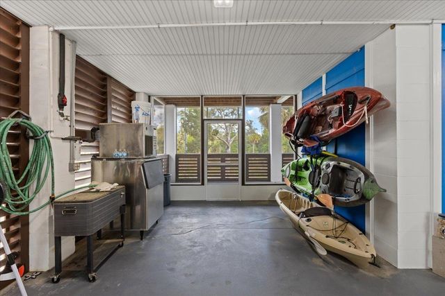 1226 NE Rivers Bend Way, Steinhatchee, FL 32359