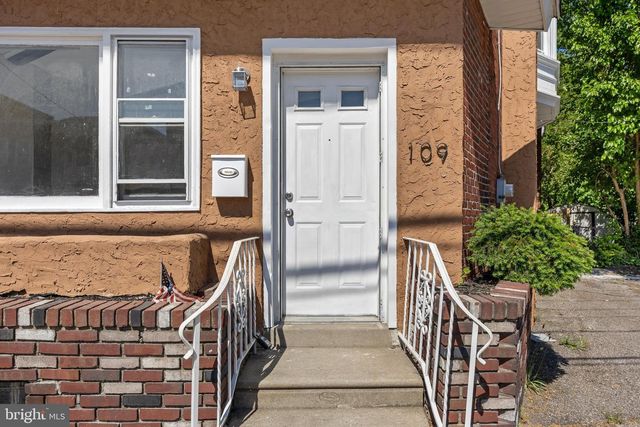 109 N BROADWAY, Gloucester City, NJ 08030