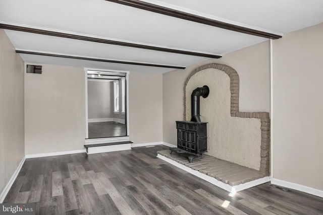 109 N BROADWAY, Gloucester City, NJ 08030