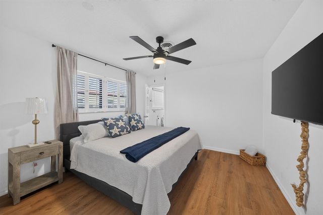 4431 NE 28th Avenue, Lighthouse Point, FL 33064