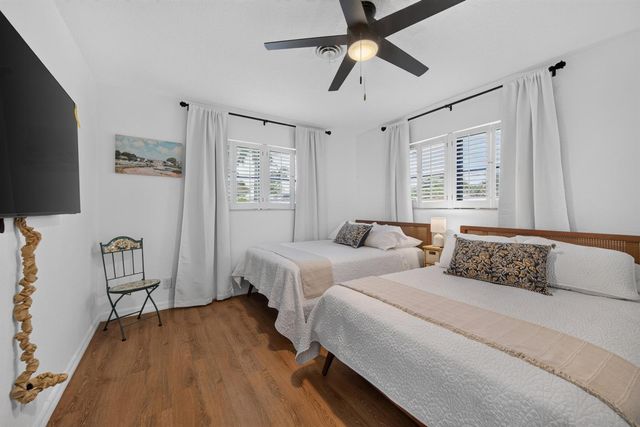 4431 NE 28th Avenue, Lighthouse Point, FL 33064