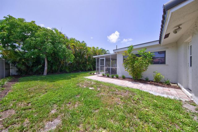 4431 NE 28th Avenue, Lighthouse Point, FL 33064