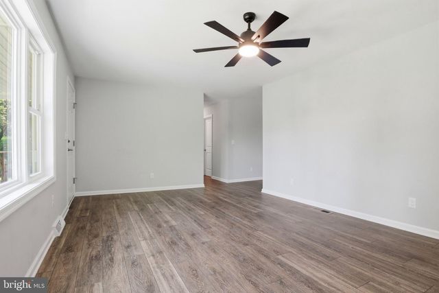 180 KENNEDY LN, Etters, PA 17319