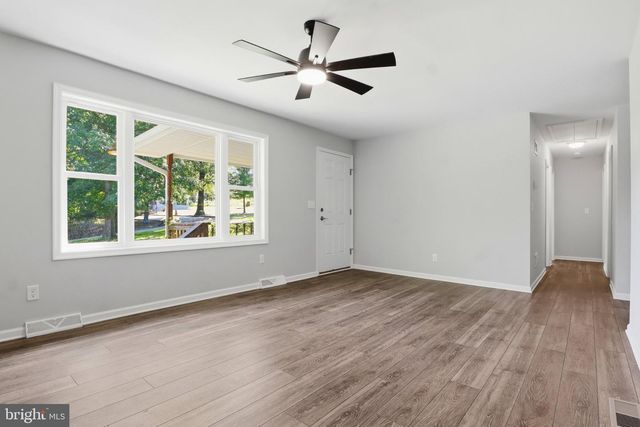 180 KENNEDY LN, Etters, PA 17319