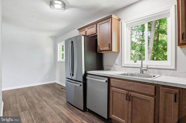 180 KENNEDY LN, Etters, PA 17319