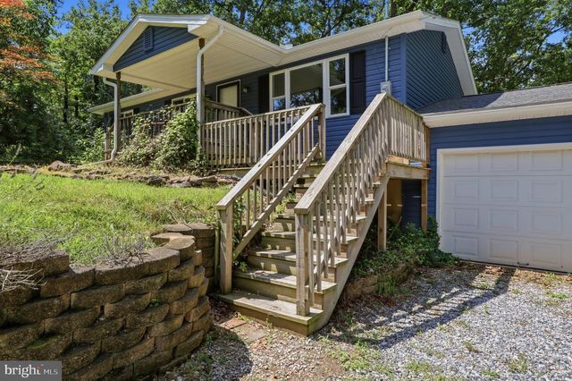 180 KENNEDY LN, Etters, PA 17319