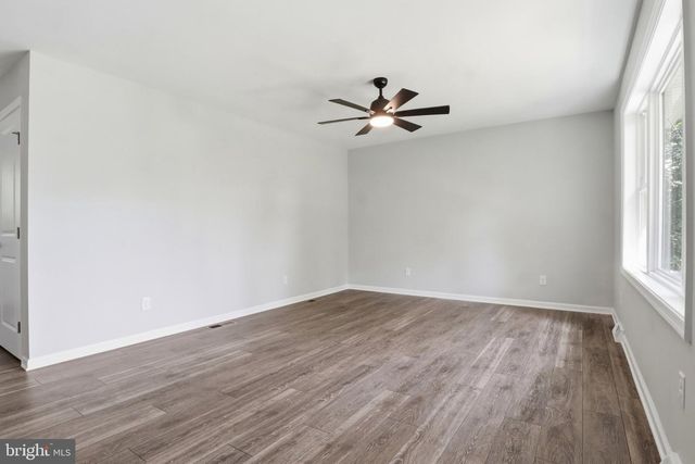 180 KENNEDY LN, Etters, PA 17319