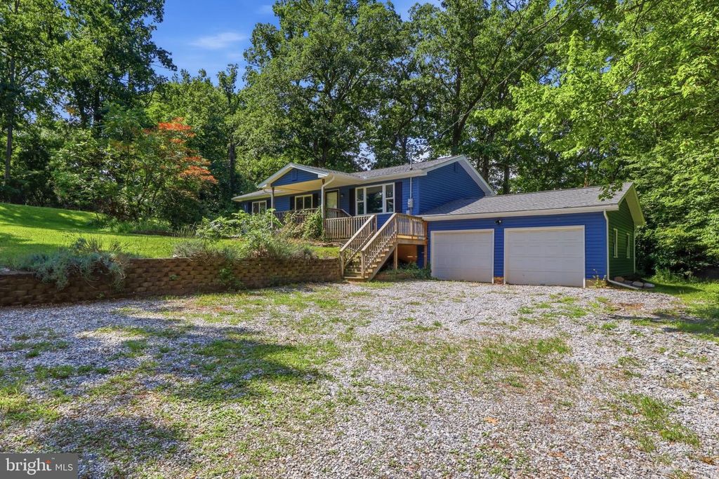 180 KENNEDY LN, Etters, PA 17319