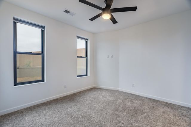 7021 Beverly Hills Avenue NE, Albuquerque, NM 87113