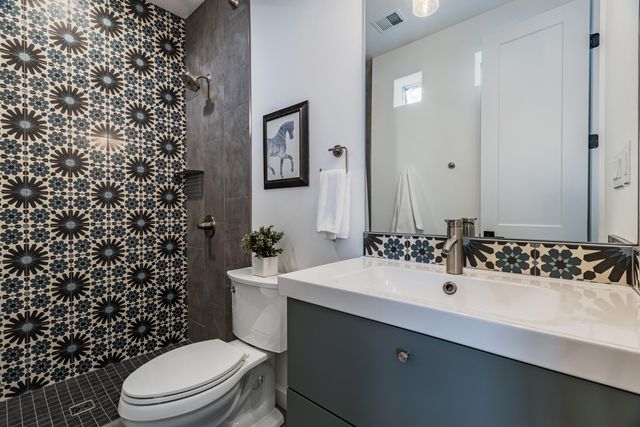 7021 Beverly Hills Avenue NE, Albuquerque, NM 87113