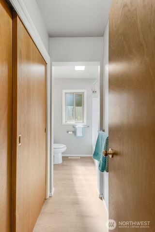 8906 Lenox Avenue SW, Lakewood, WA 98498