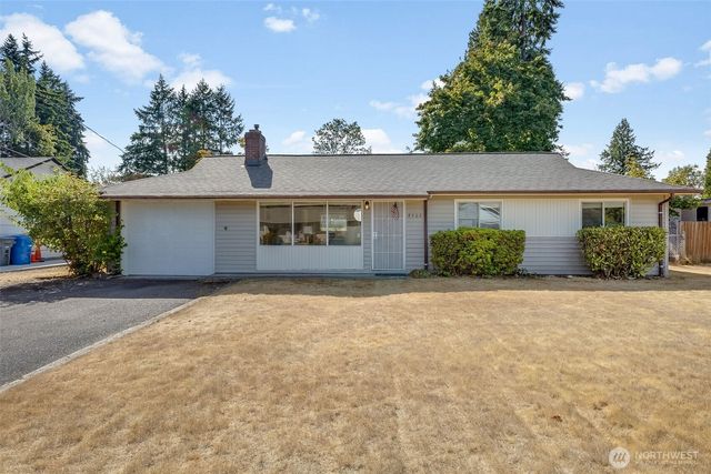 8906 Lenox Avenue SW, Lakewood, WA 98498