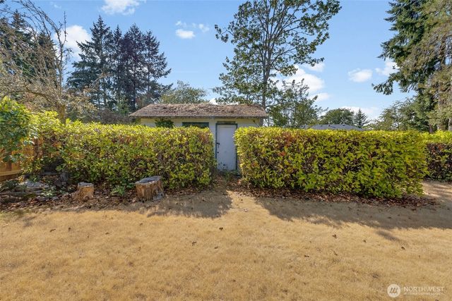 8906 Lenox Avenue SW, Lakewood, WA 98498